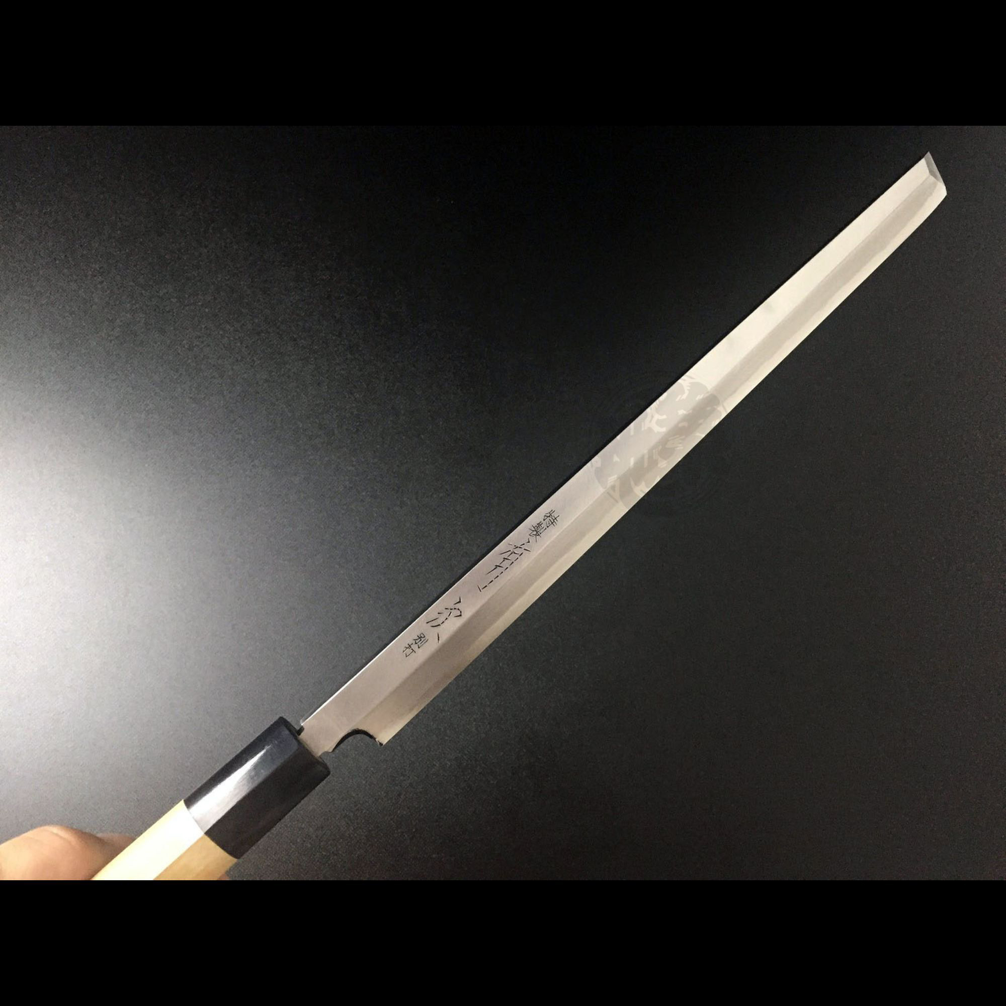 Japanese knife Aritsugu Takohiki