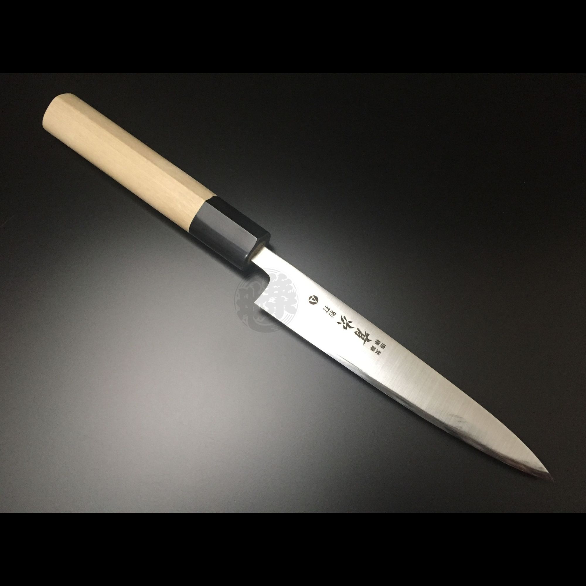 Authentic Tsukiji Aritsugu 140mm (5.5") Wa-Petty, lightweight 40g AUS-10 steel utility knife with magnolia handle.