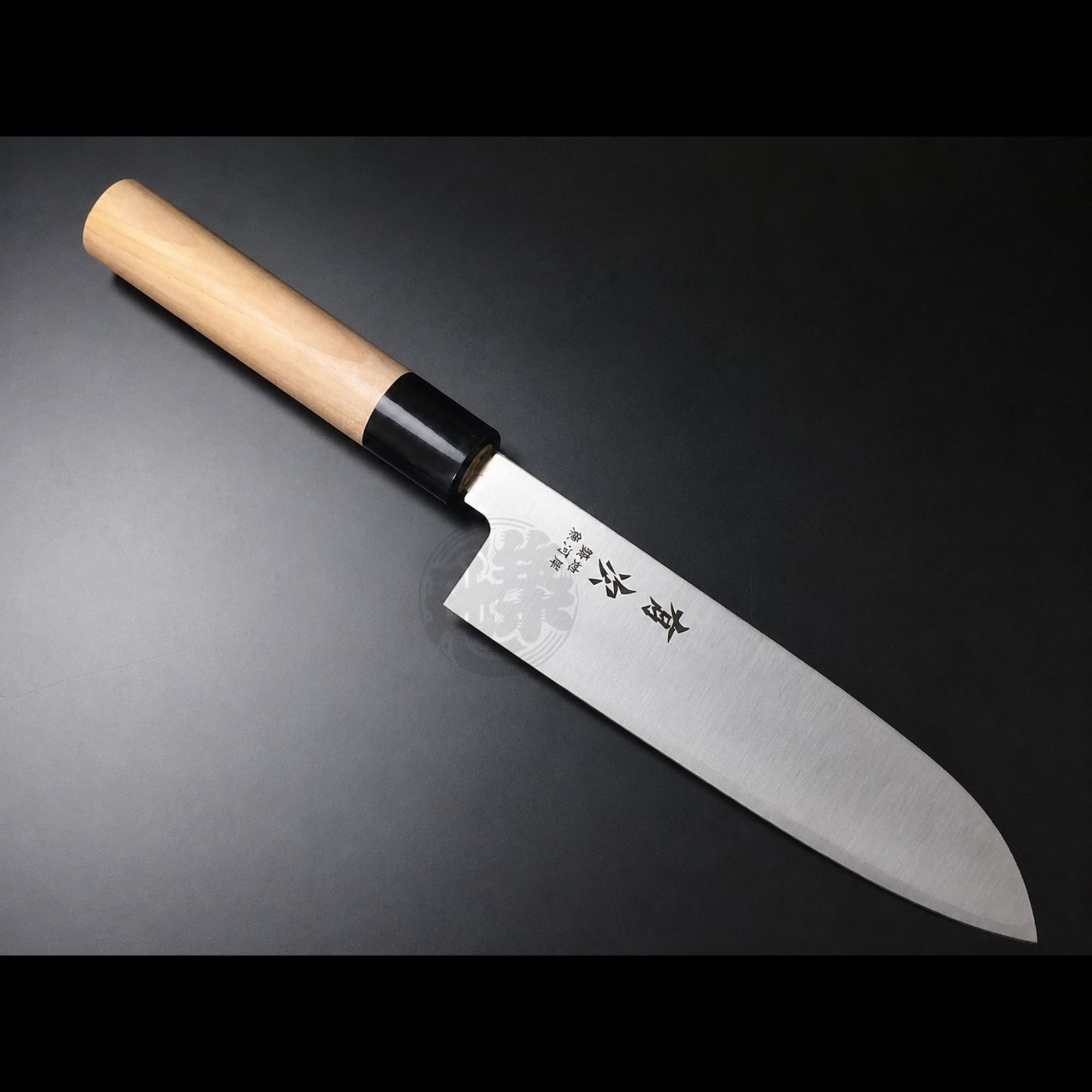 Authentic Tsukiji Aritsugu "Uogashi" Santoku 180mm (7.0") professional chef knife. Features a premium White Steel #2 core sandwiched in stainless steel cladding for ultimate sharpness with easy maintenance. Includes a traditional Japanese wooden Saya cover.